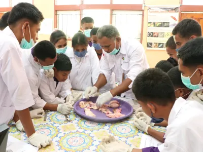 Ajarkan Reproduksi Ternak, Kementan Siap Cetak Generasi Emas Bidang Keperawatan Hewan