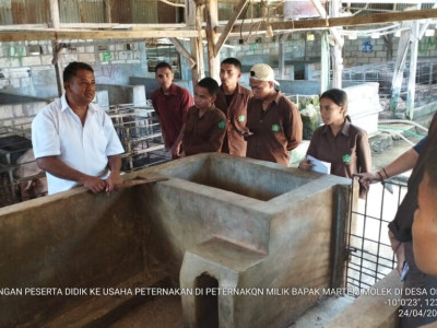 Tingkatkan Kompetensi Peserta Didik, SMKPP Kementan Kunjungi Usaha Ternak Babi