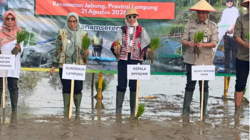 Gerakan Tanam Serempak Perkuat Produksi Pangan dari Lahan Oplah dan CSR