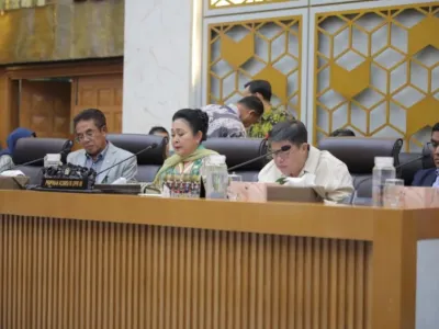 Komisi IV DPR RI Puji Ketegasan Mentan Amran: Harga TBS Sawit, Telur, dan Ayam Mulai Naik